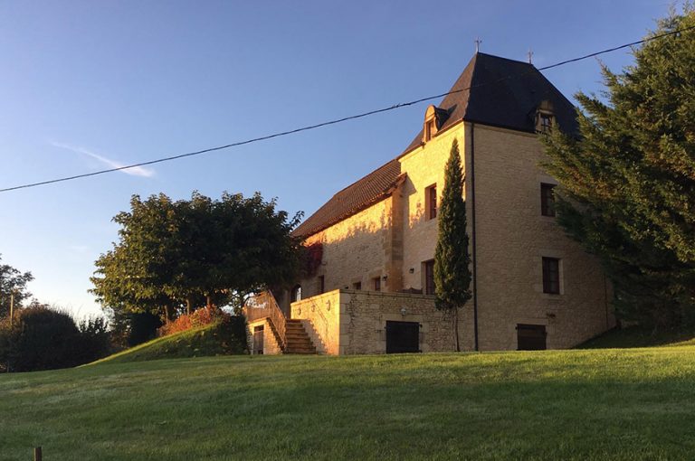 Gîte le Pigeonnier -Extérieur, murs de pierre